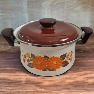Vintage merry orange poppy valenciennes pattern metal enamel stock pot